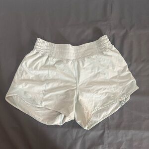 Lululemon Athletica hotty hot shorts 4”  (mint moment)